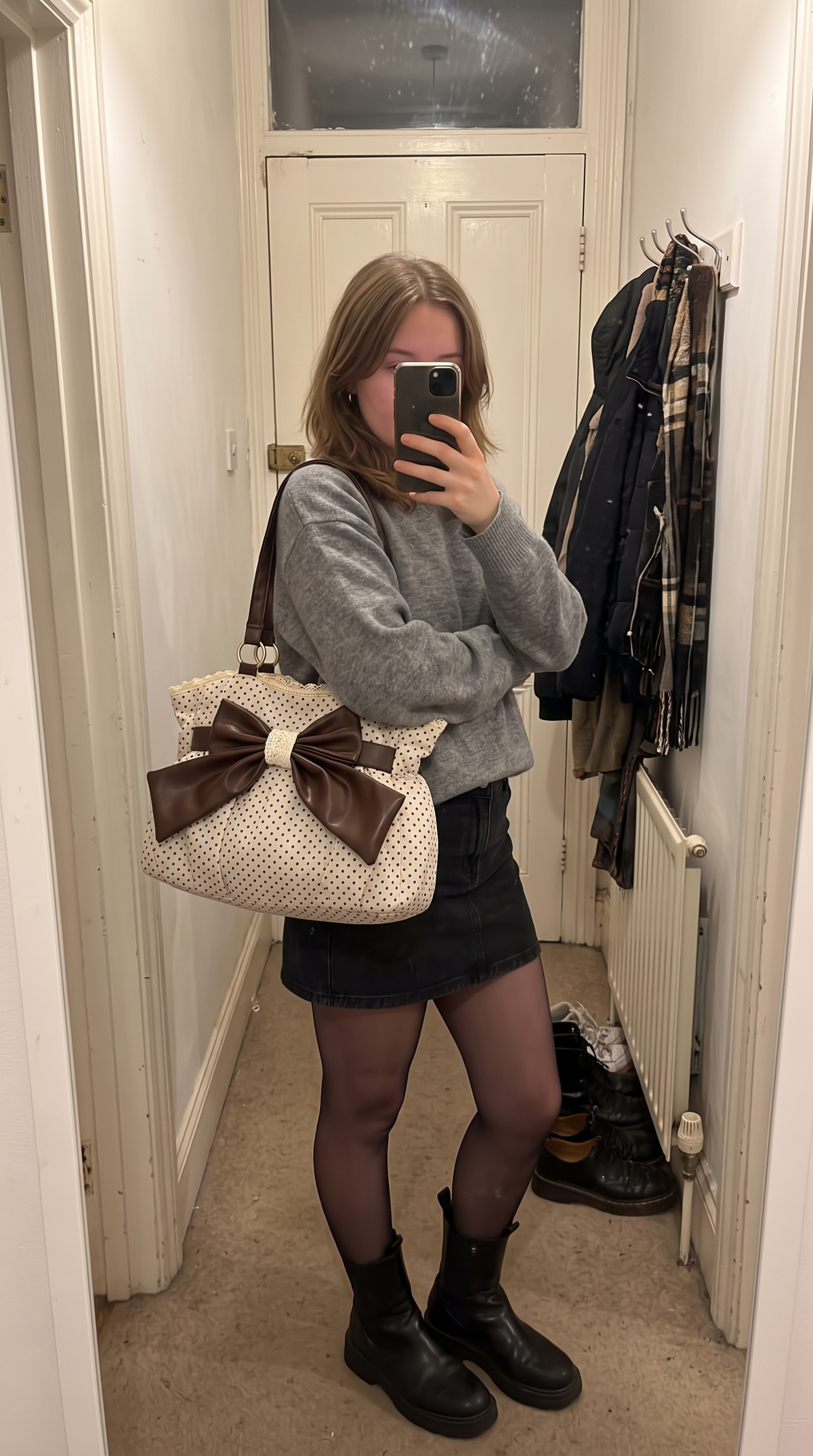 Mirror selfie with the Colette Bow Bag in Cream Dot
